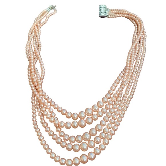 Antique over 80 years, old, pink, five strand pearls with rhinestones clip. - Picture 2 of 13